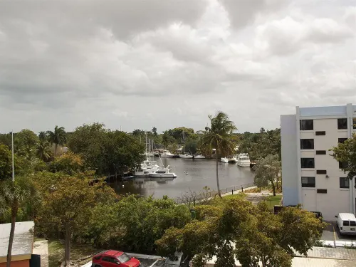 Days Inn by Wyndham Fort Lauderdale Airport Cruise Port ใกล้โรงแรม  Photos