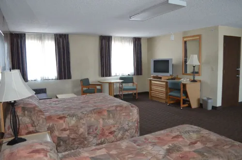 Nampa Inn & Suites Photos