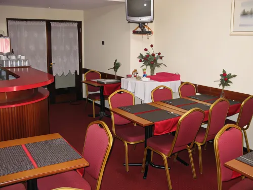 Hotel S. Gabriel Dining Photos