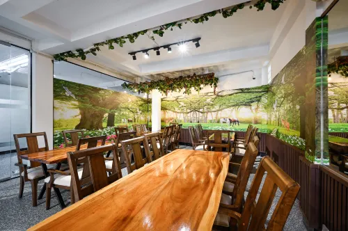 Hanh Phuc Hotel Dining Photos