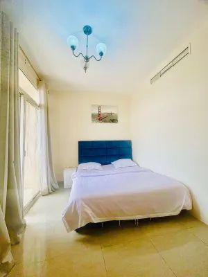 (DUBAI) LU-INN Photos