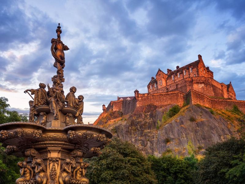 Trains to Edinburgh