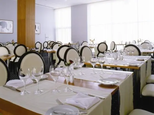 VIP Executive Santa Iria Hotel Dining Photos